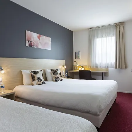 Logis Altina מלון 2*