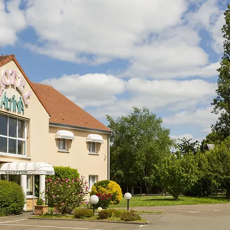 Logis Altina מלון