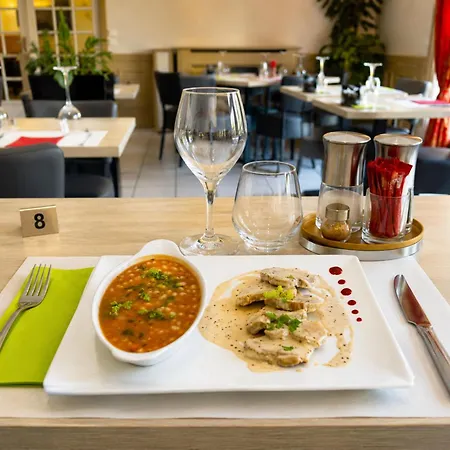 Hotel Altina Pacy-sur-Eure