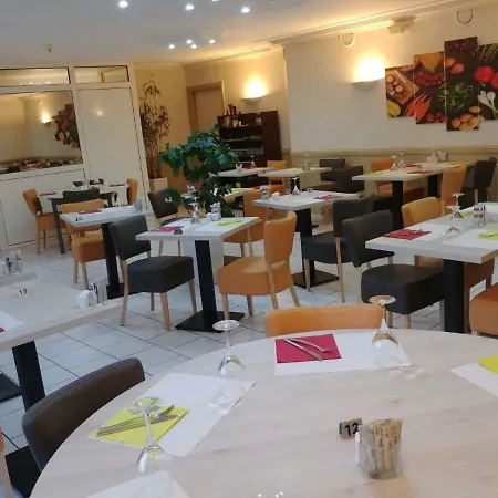 Logis Altina 3* Pacy-sur-Eure